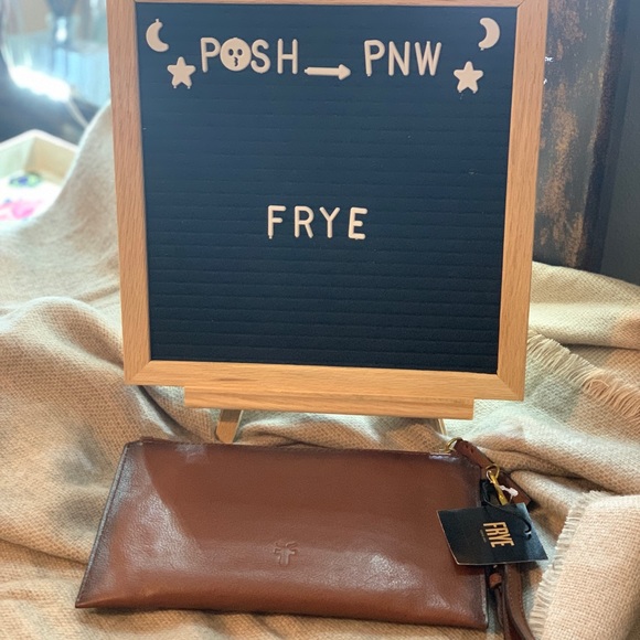 Frye Handbags - 🎄2/$120🎄FRYE Clutch NWT!